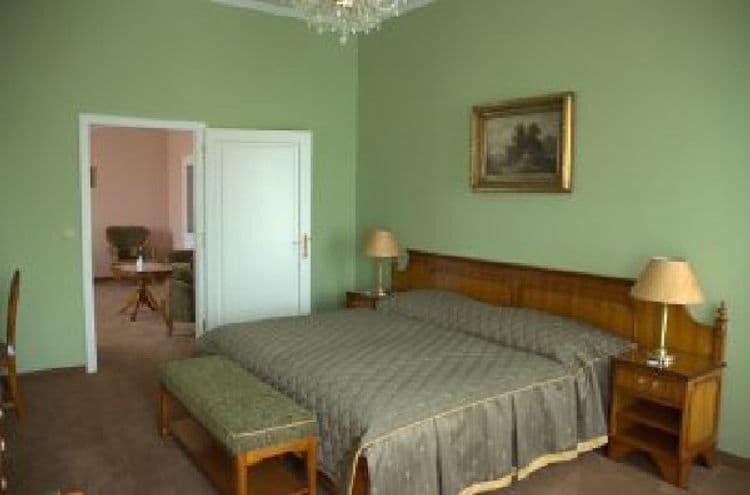 Bristol Georgy House