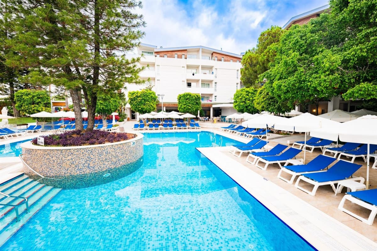 SunConnect Side Resort