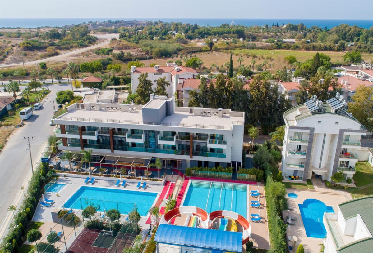 SunConnect Side Resort