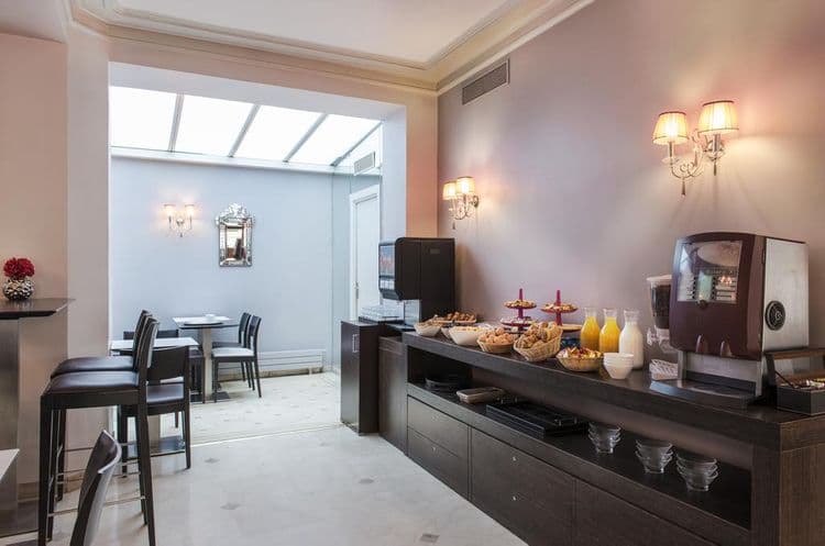 Corona Rodier Hotel