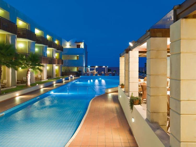 Santa Marina Plaza