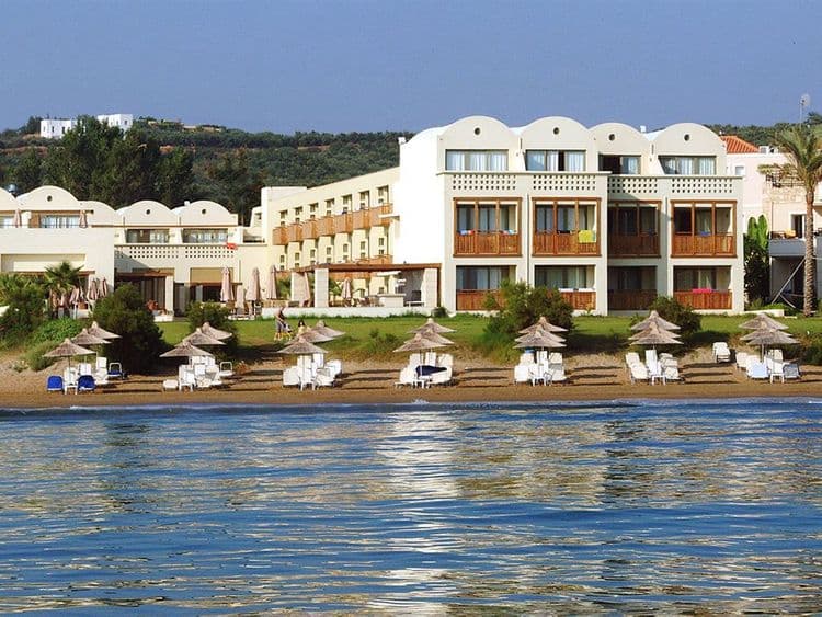 Santa Marina Plaza