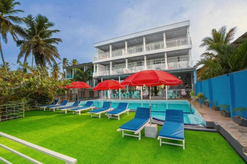 Beachmirissa Hotel