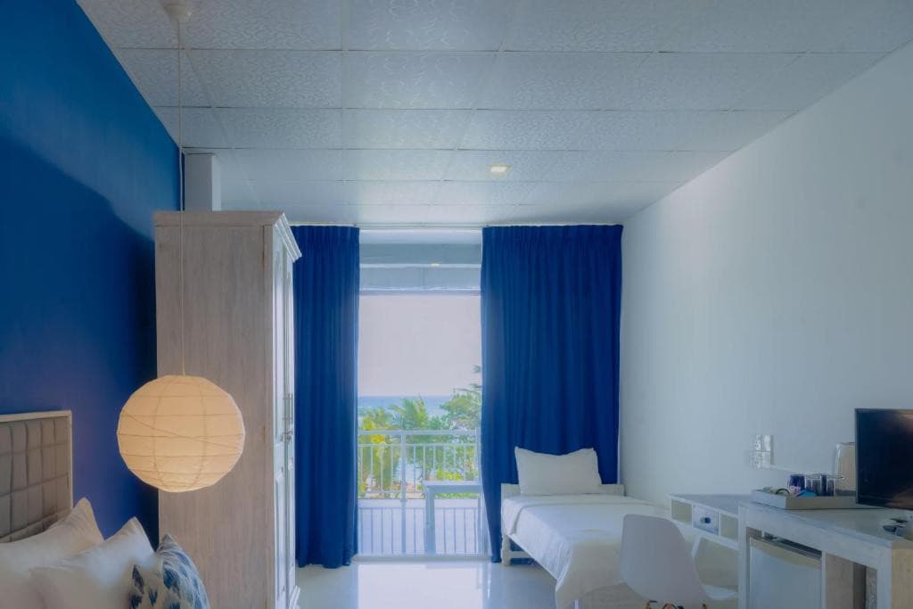 Beachmirissa Hotel