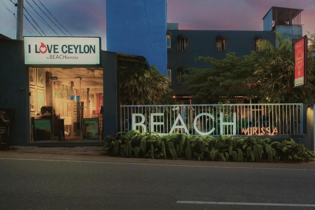 Beachmirissa Hotel