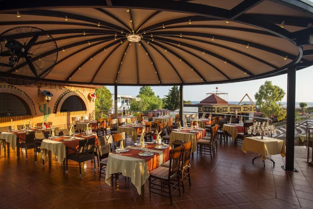 Hotel Turan Prince