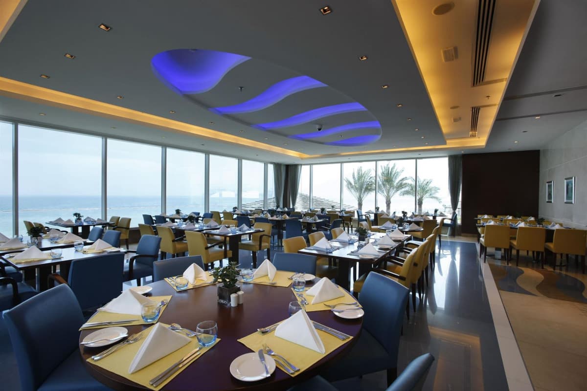 Oceanic Khorfakkan Resort & Spa