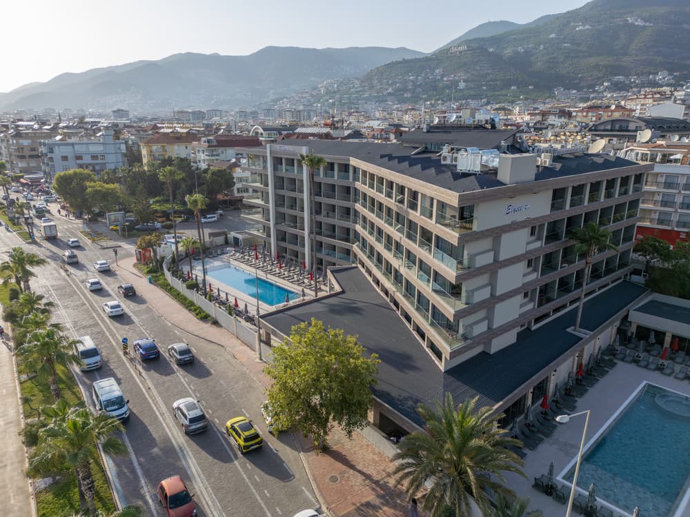 Elysee Hotel