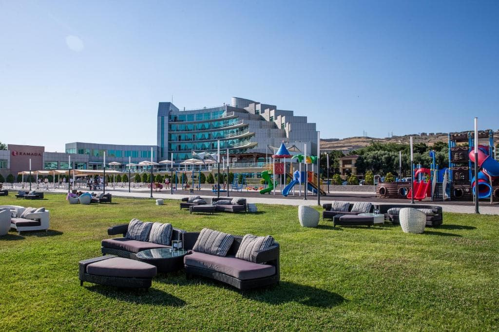 RAMADA BY WYNDHAM BEACH BAKU