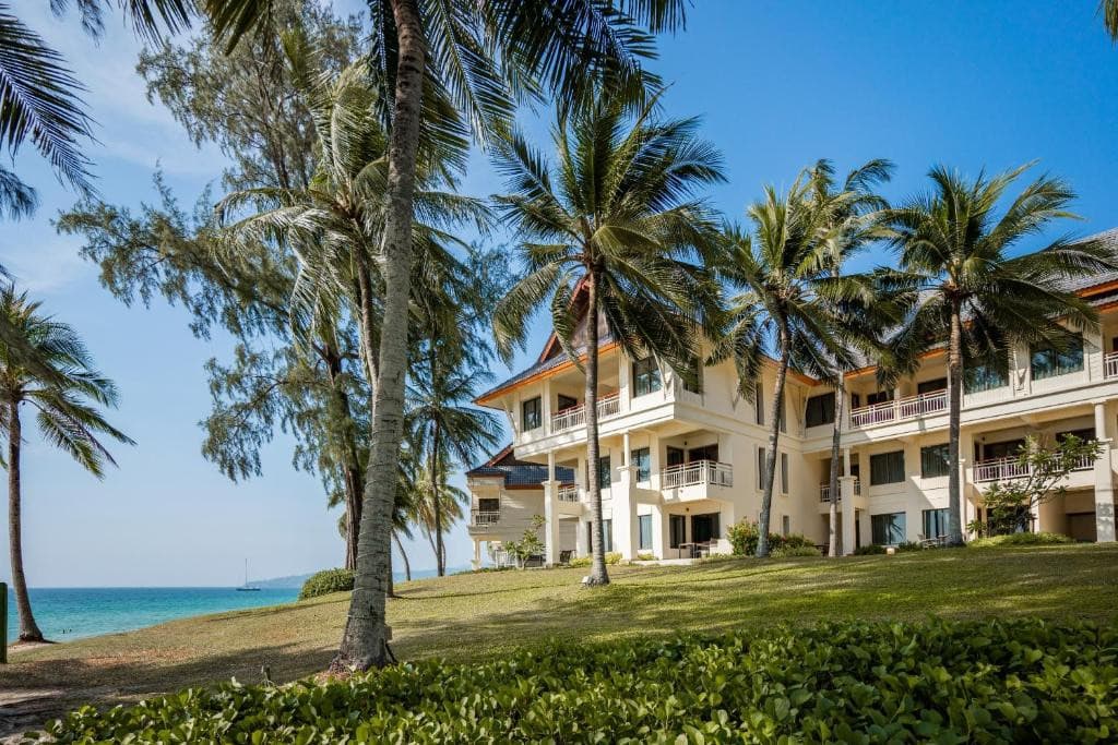 Outrigger Laguna Phuket Beach Resort
