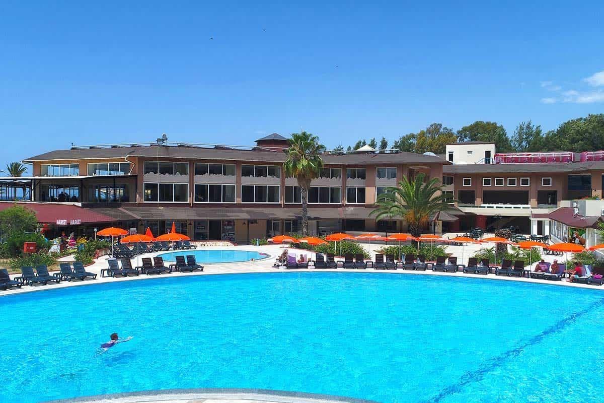 Bayar Garden Holiday Village