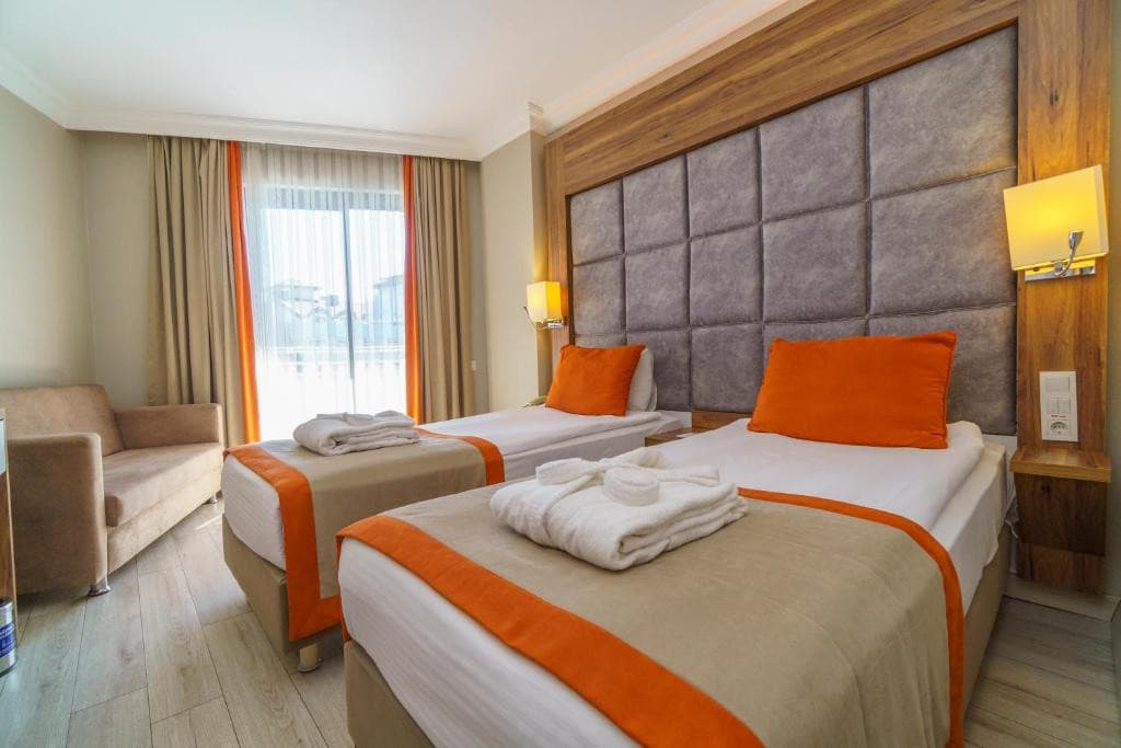 Grand Seker Hotel