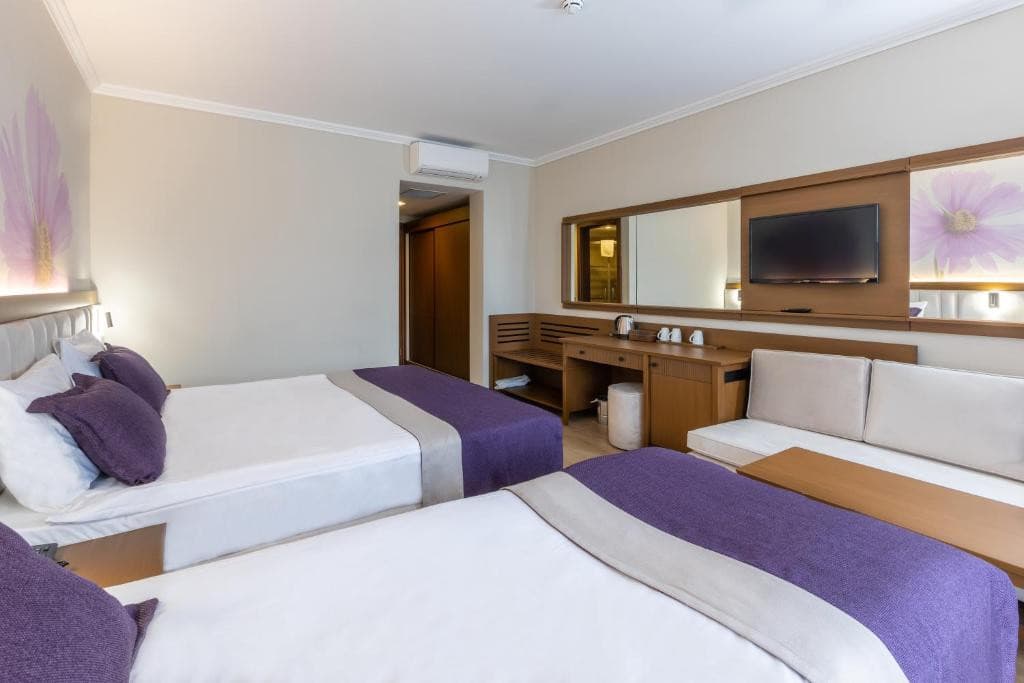 Felicia Village Club Hotel