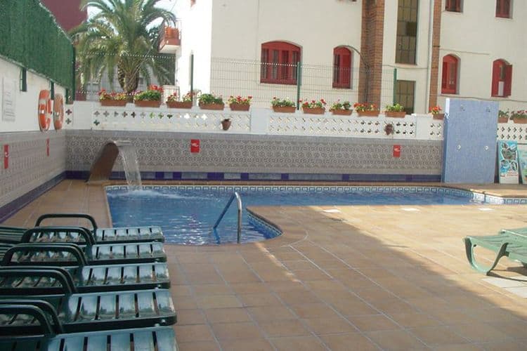 Safari Aparthotel