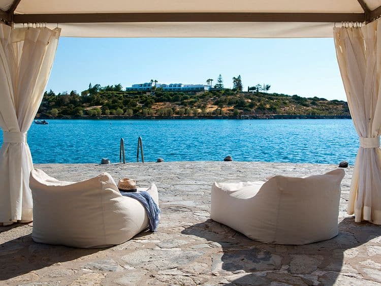 Minos Beach Art Hotel
