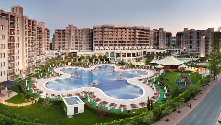 Barcelo Royal Beach