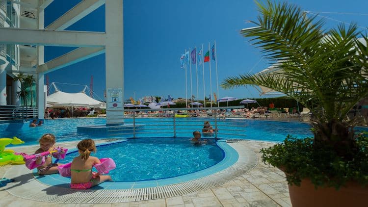 Grand Victoria Hotel