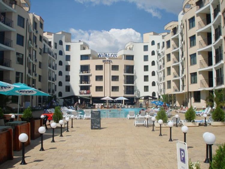 Avalon Hotel