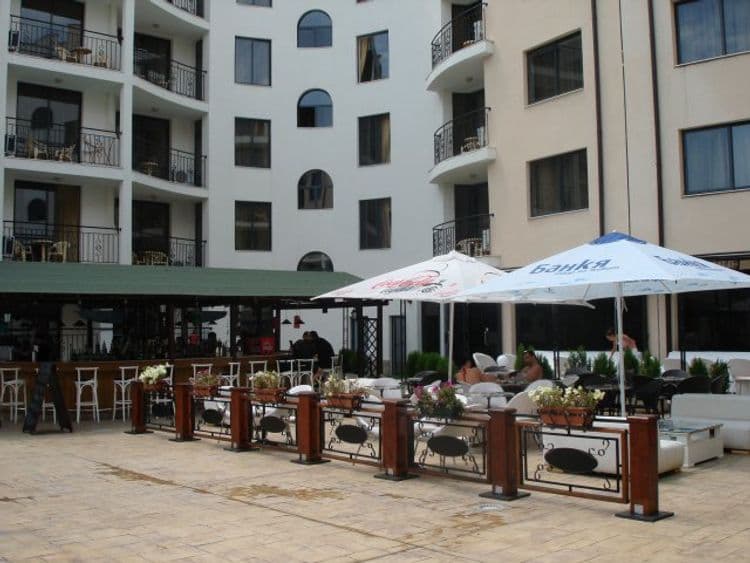 Avalon Hotel