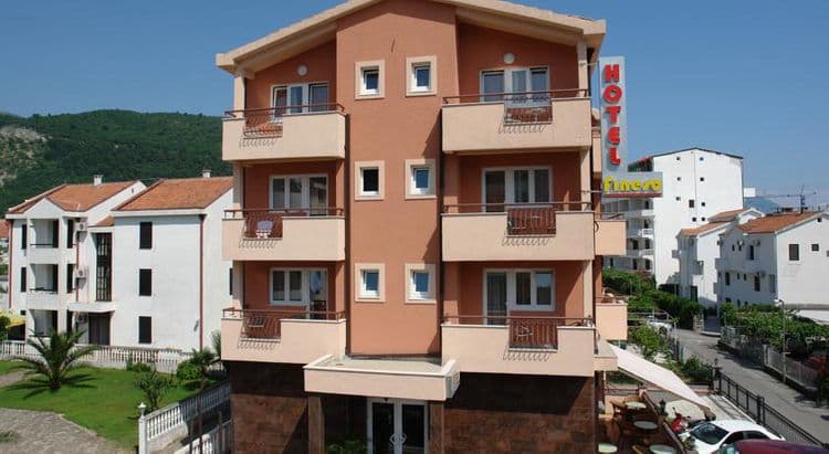 Fineso Garni Hotel