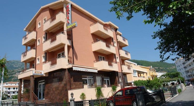 Fineso Garni Hotel