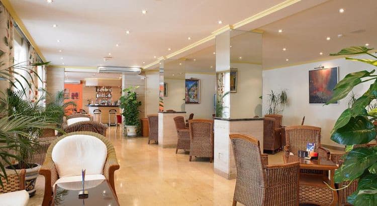 Don Paquito Hotel