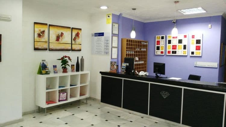 Kristal Hotel