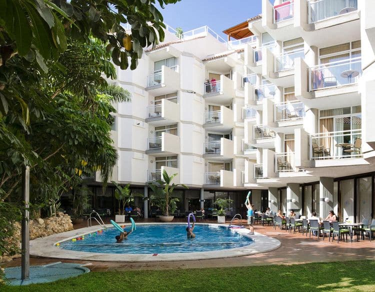 Roc Lago Rojo Hotel