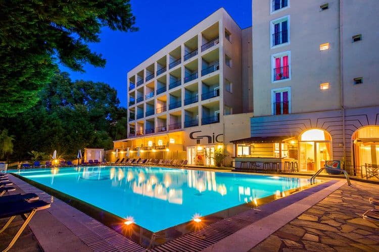 CNic Hellinis Hotel