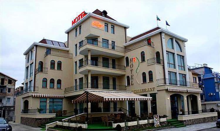 Dukov Hotel