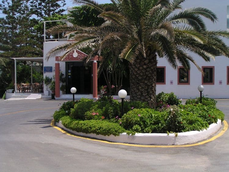 Adele Beach Hotel Bungalows