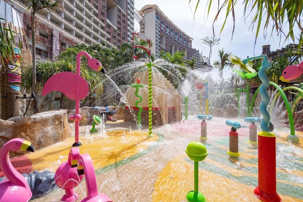 CENTARA GRAND MIRAGE BEACH RESORT