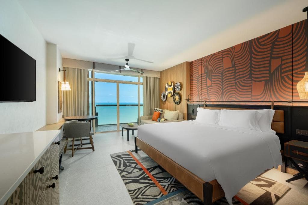 CENTARA GRAND MIRAGE BEACH RESORT