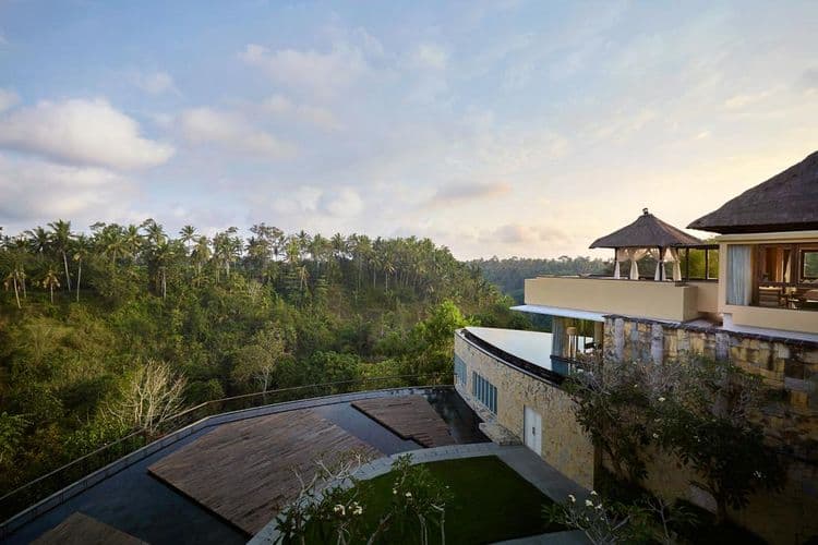 Kamandalu Resort