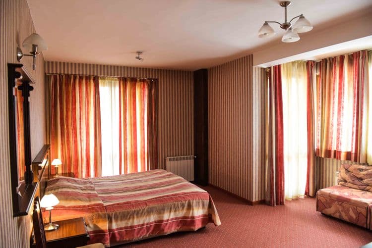 Ivel Hotel