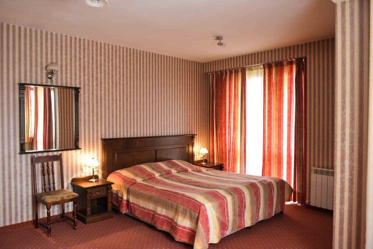 Ivel Hotel