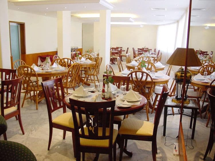 Al Jawhara Metro Hotel