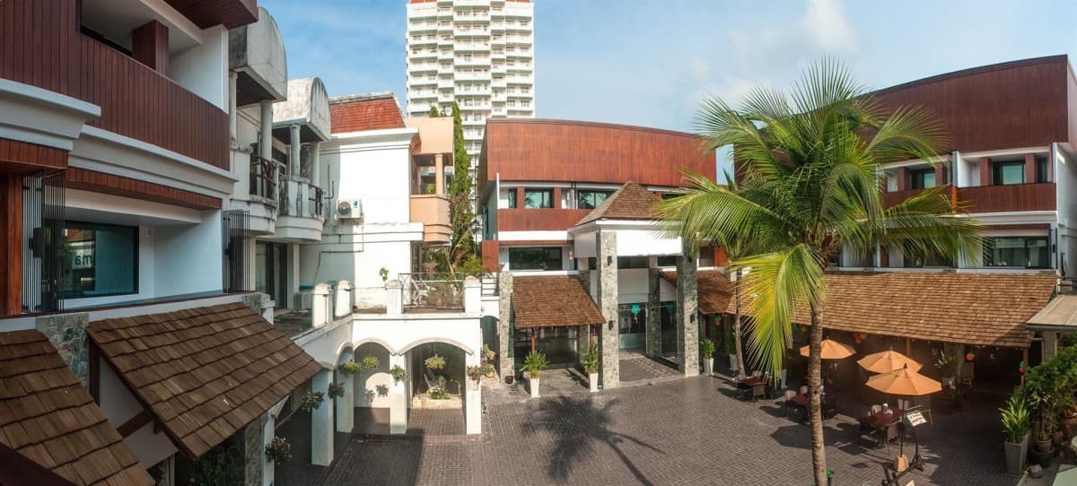 Lap Roi Karon Beachfront