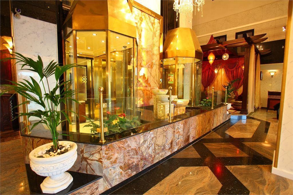 Arabian Courtyard Hotel & Spa