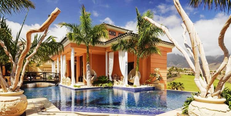 Royal Garden Villas & Spa