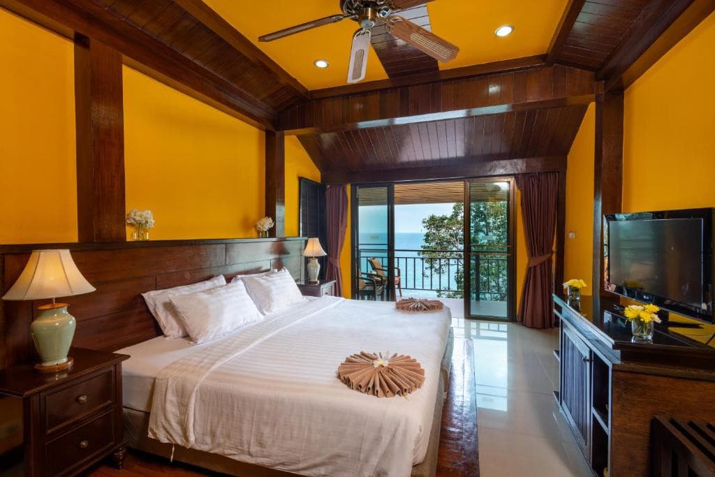 BAAN KRATING KHAOLAK