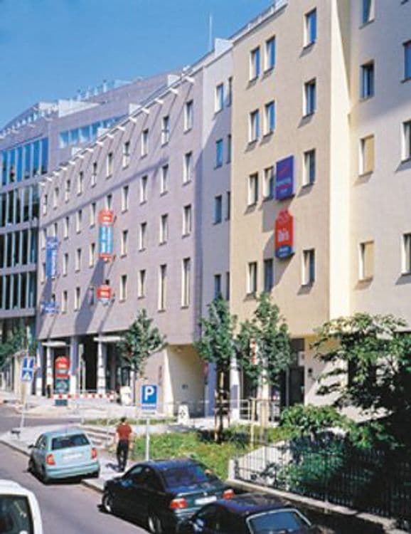 Ibis Wenceslas Square
