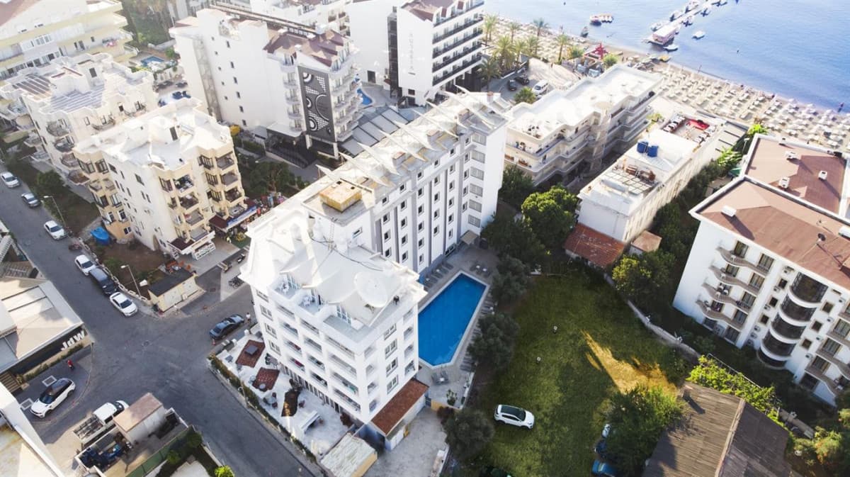 Mert Seaside Hotel