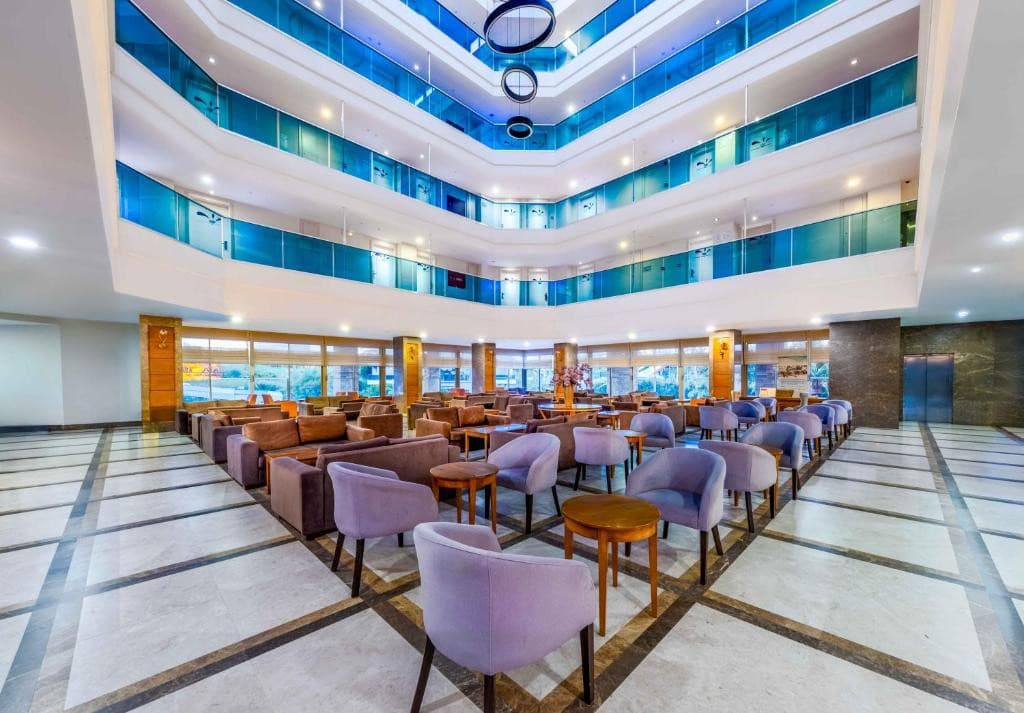 Ramada Resort Side