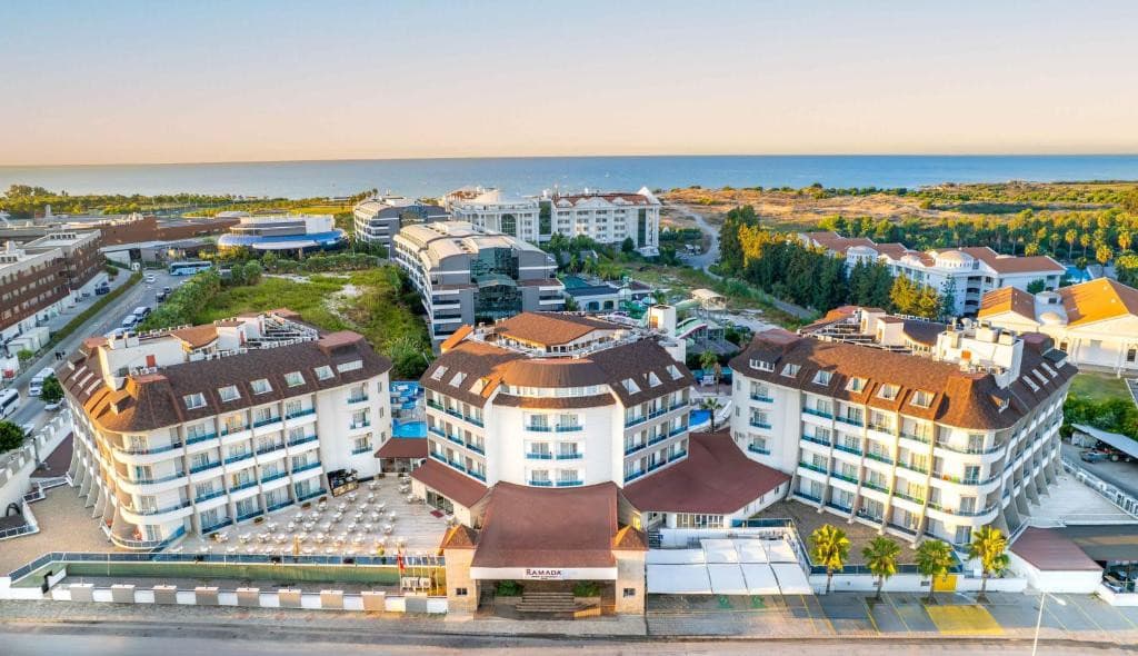 Ramada Resort Side