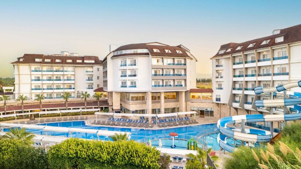 Ramada Resort Side