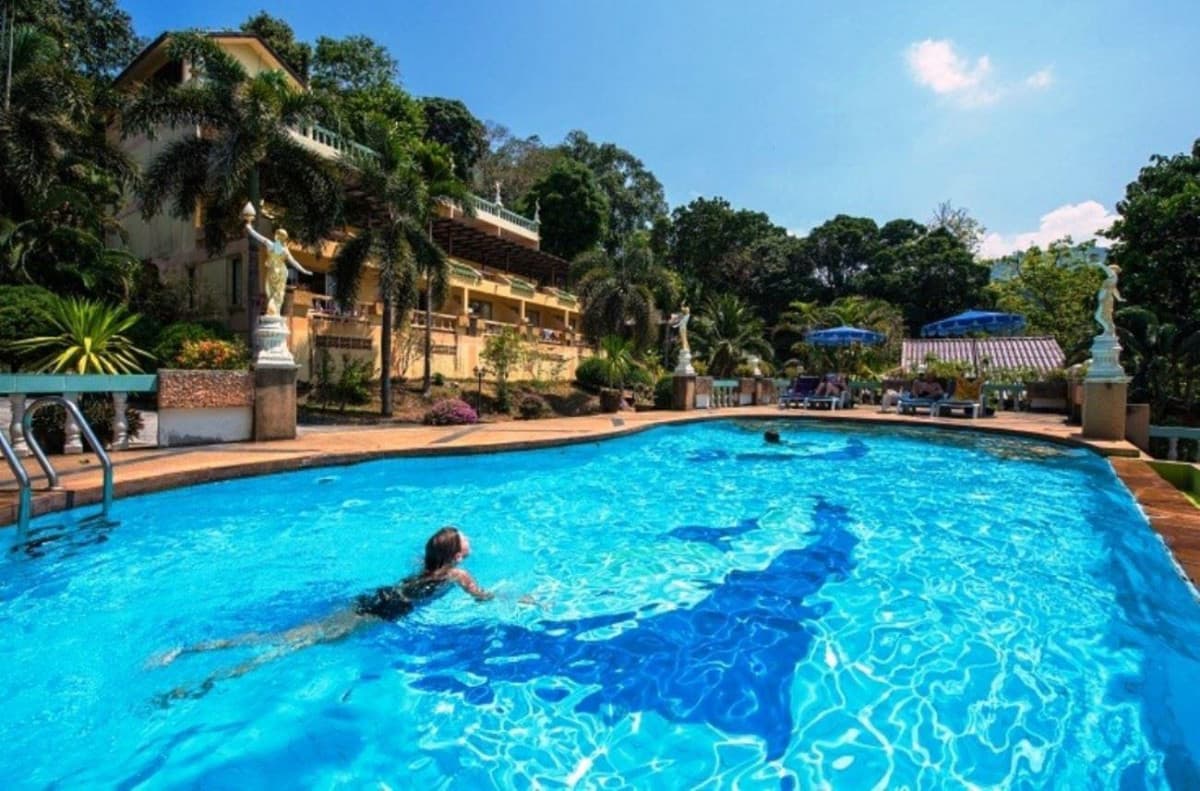 Baan Karon Hill Phuket Resort