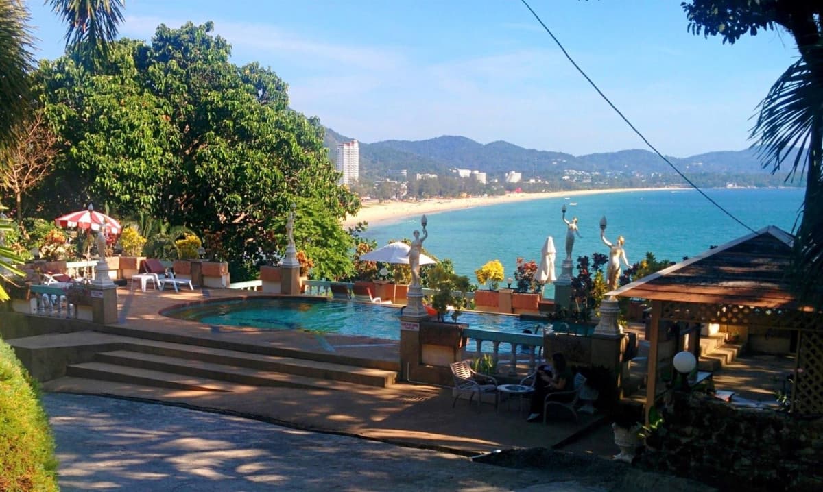 Baan Karon Hill Phuket Resort