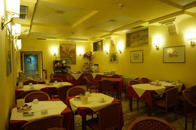 Al Manthia Hotel