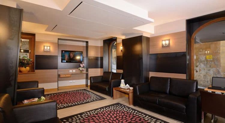 Trevi Hotel